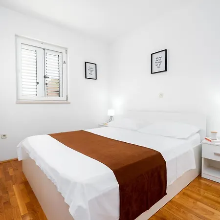 Apartment Ana-Marija Makarska Exterior photo